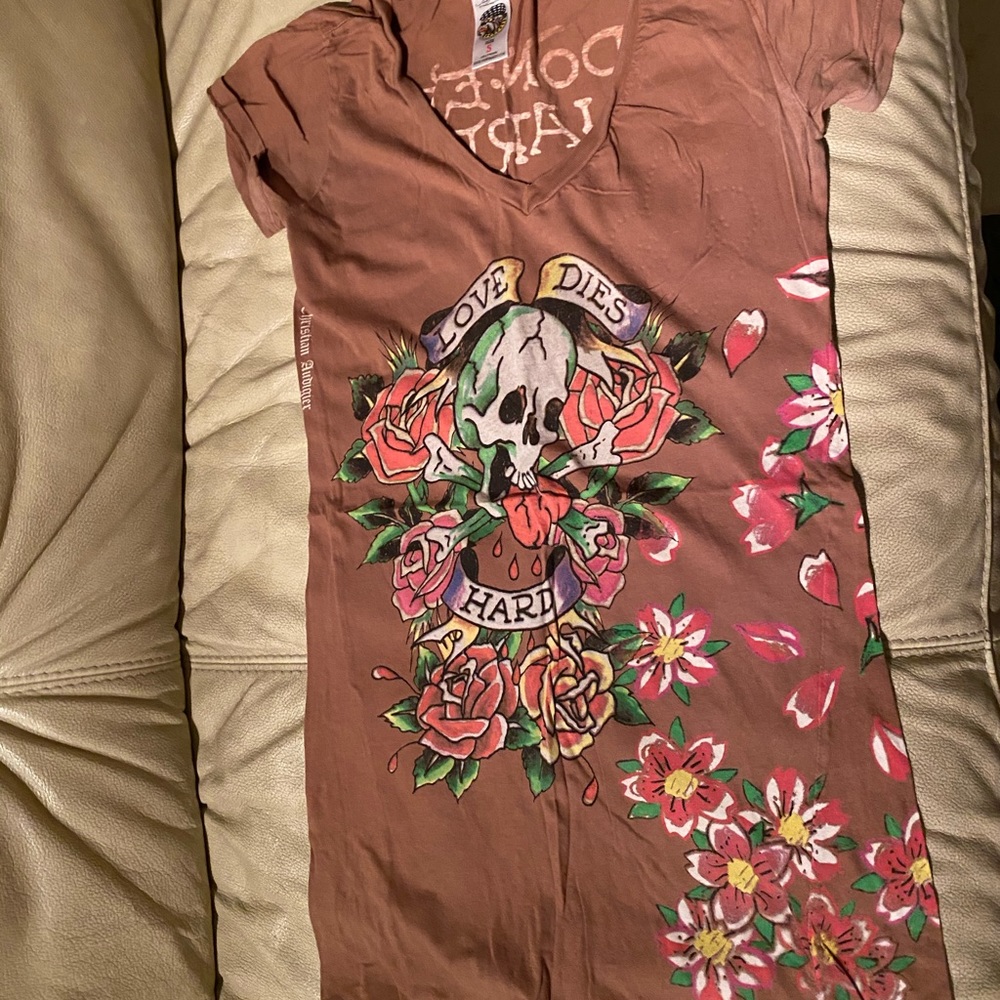 Ed Hardy women’s t shirt size small